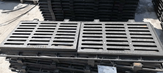 石景山球墨铸铁连体双篦展示